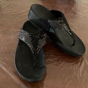 FitFlop Flare Black Rhinestone Wedge Flip Flop Sandal size 7
